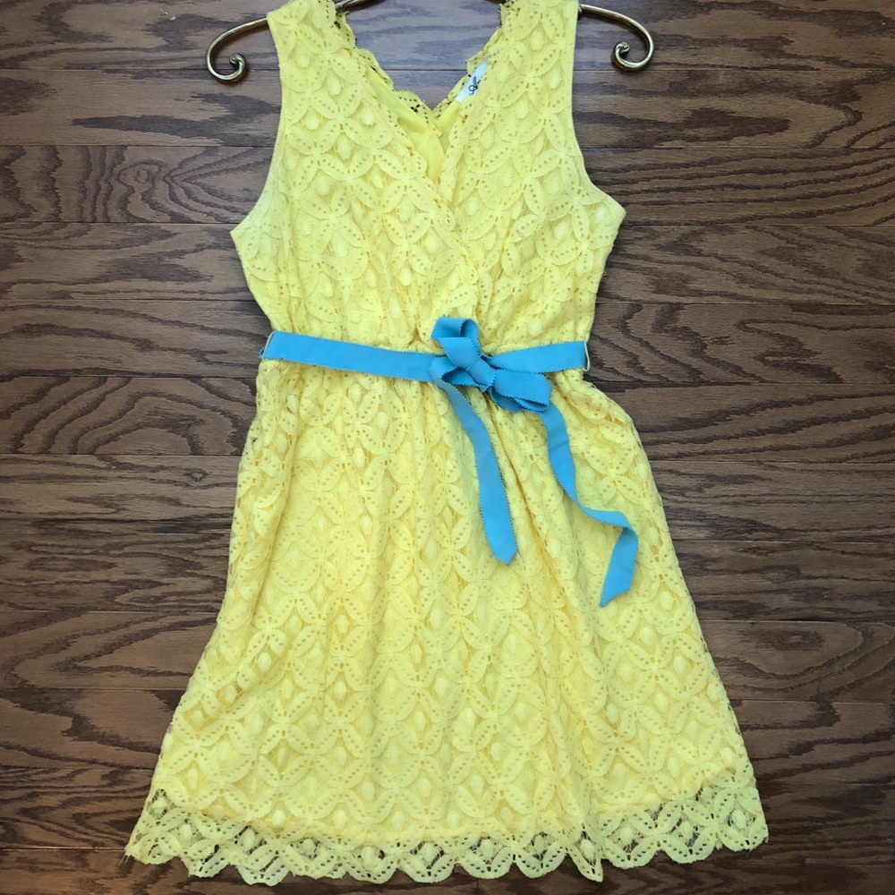 {NEW} Boutique Yellow Lace Dress